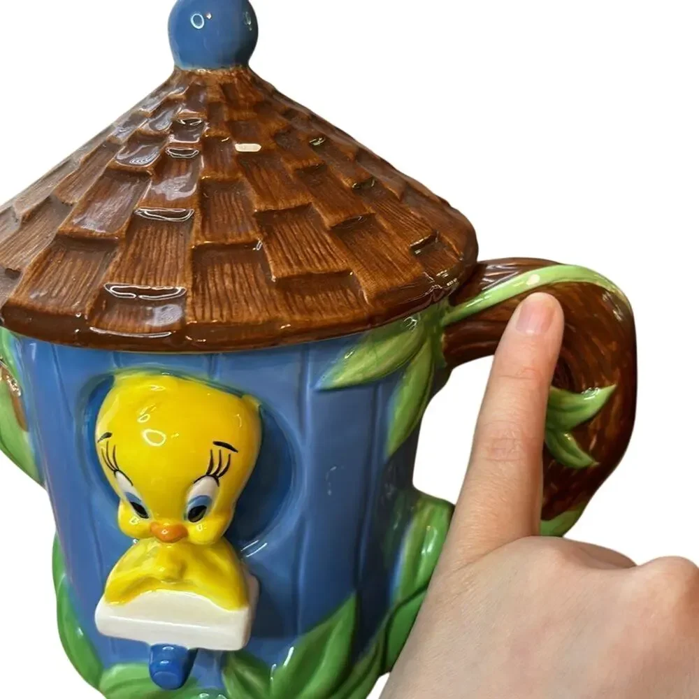 Warner Bros Studio Store Tweety Bird Treehouse Teapot 1998 Looney Tunes